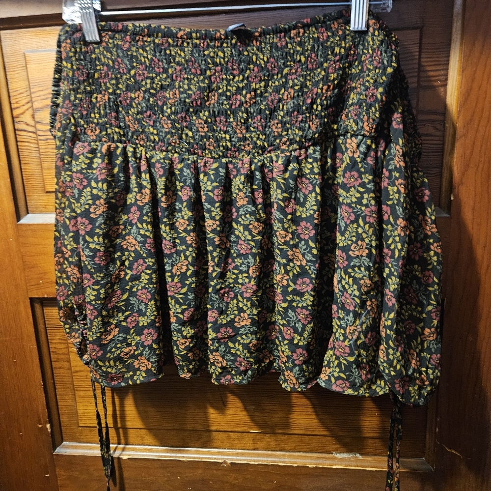 Y2K American Eagle Witchy Whimsygoth Cottagecore Off The Shoulder Floral Top